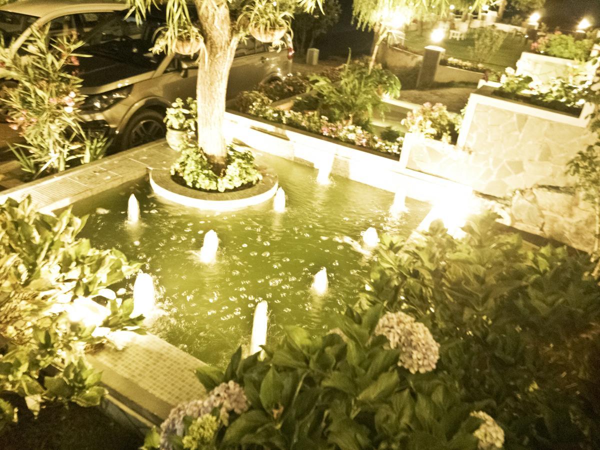 Royal Jardin Whistling Pines Resort Шимла Экстерьер фото