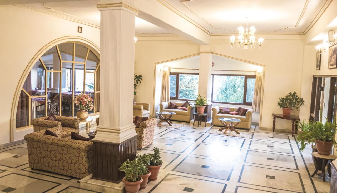 Royal Jardin Whistling Pines Resort Шимла Экстерьер фото