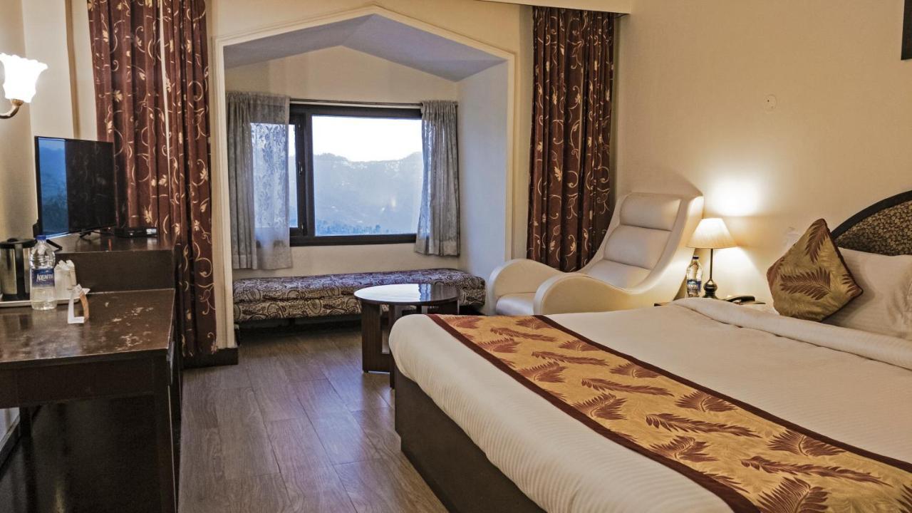 Royal Jardin Whistling Pines Resort Шимла Экстерьер фото